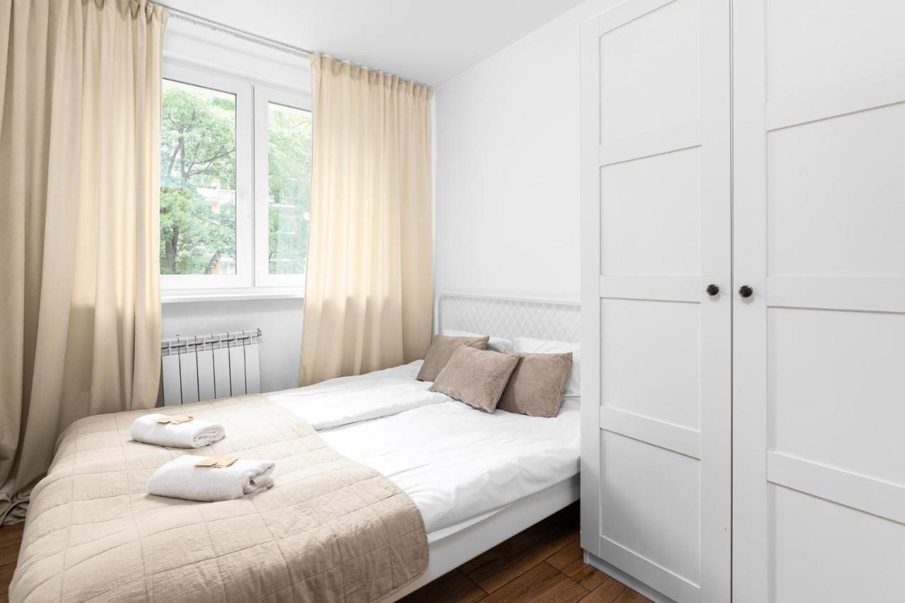Appartamento Warsaw Concierge Waszyngtona Park Esterno foto